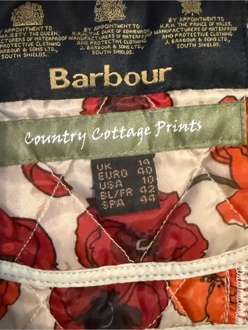 Barbour Cream Quilted Jacket with Cord Collar and Floral Lining - Picture 4 of 7